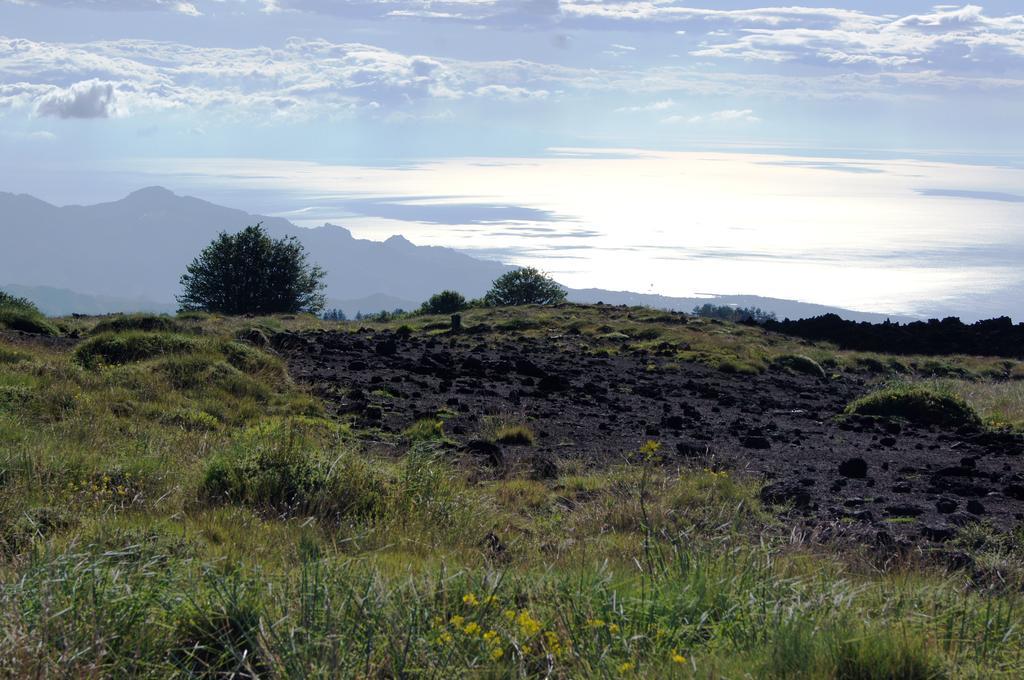 Etna Paradise Locazioni Brevi Villa Ragalna Eksteriør billede